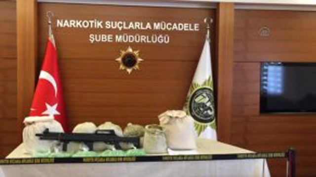 Uyuşturucu operasyonlarında 12 kişi tutuklandı