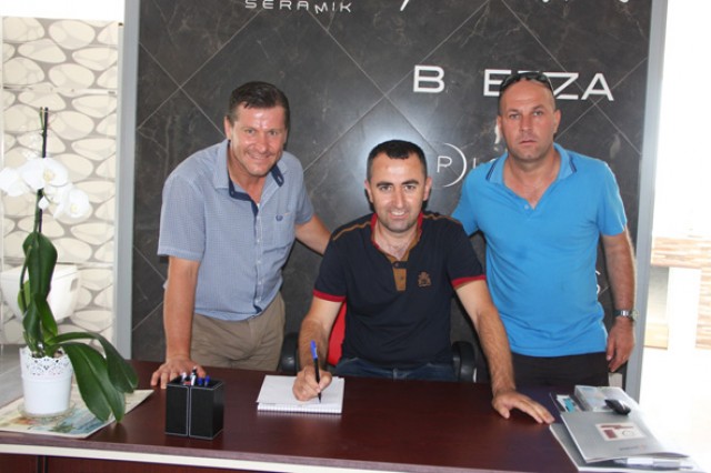 Gümüşyakaspor  sponsora doymuyor