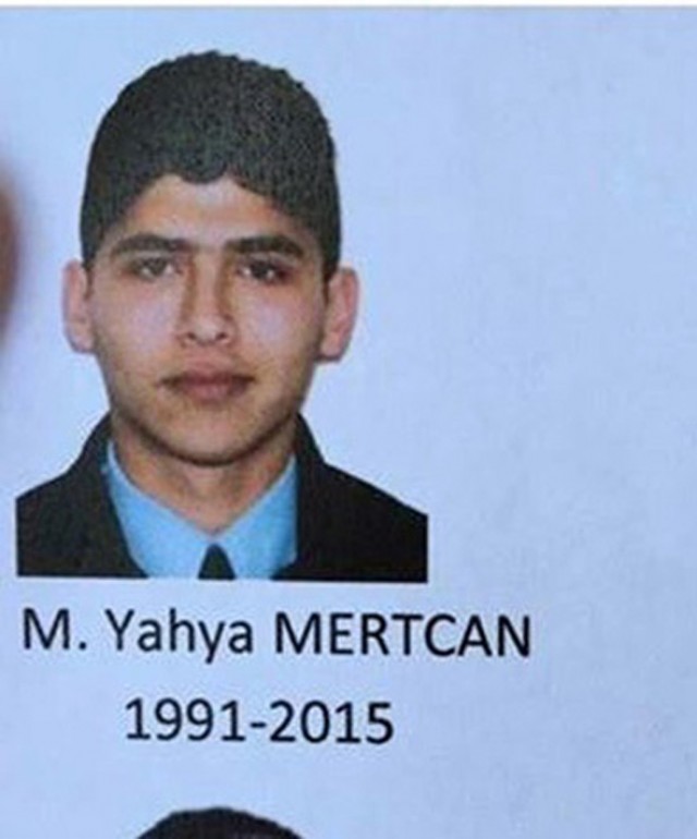Şehit dayısının yanına defnedildi
