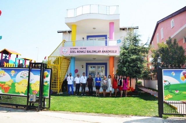 Renkli Balonlar eğitim kadrosunu tanıttı