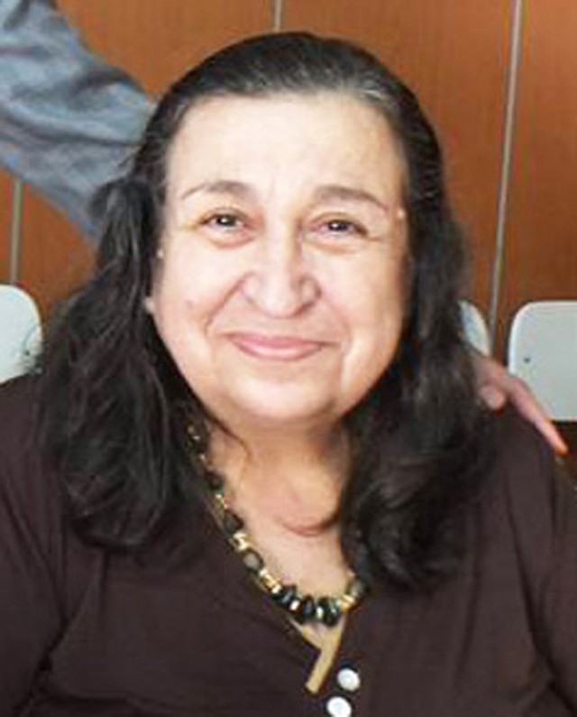 Şair Sennur Sezer’i kaybettik