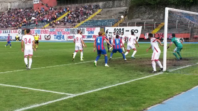 Silivrispor, bir tek hakemi yenemiyor