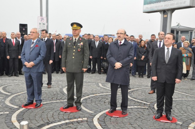 Anıyoruz, özlüyoruz, arıyoruz