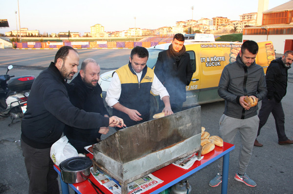 Baba Evi’nden Silivrispor’a mangal