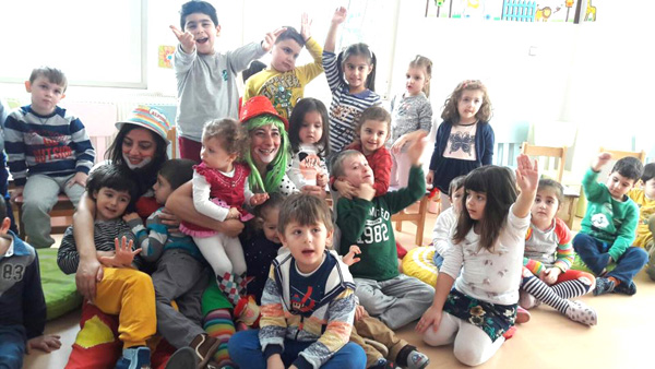 Gelişime tiyatro ile devam