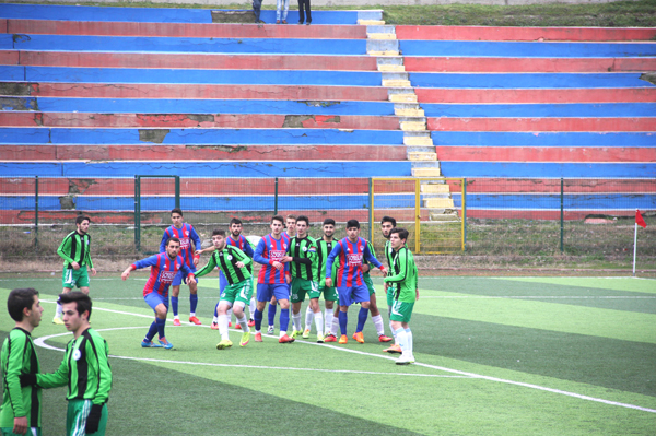 Silivri’nin gençleri rövanşı vermedi: 2-2