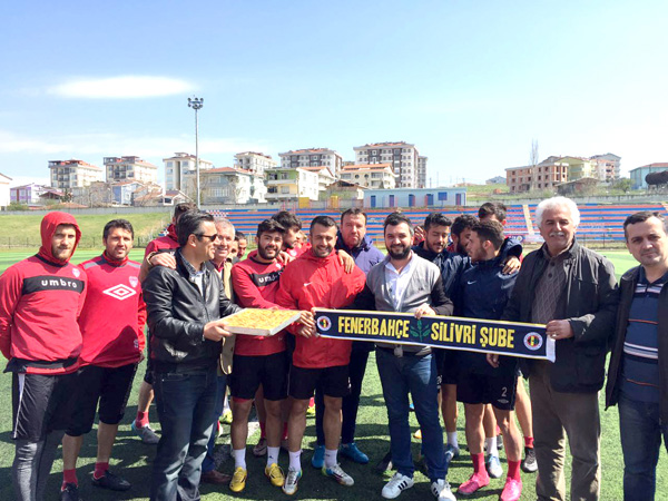 Silivrili Fenerbahçelilerden baklava