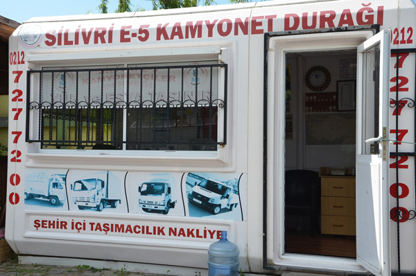 Silivri E-5 Kamyonetçiler Durağı 6 yaşında