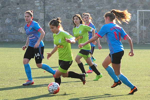 Bayanlar Futbol Ligi şampiyonu Kireçburnu