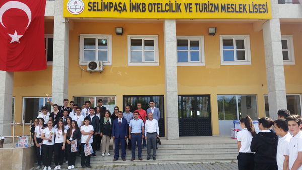 Silivri Belediyesi okulları ödüllendirdi