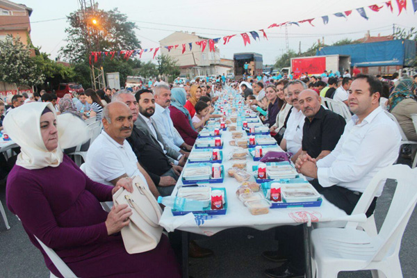 Kutlu: Hep birlikte kardeşçe yaşayacağız