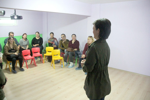 Berrak velilerine seminer