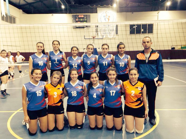 Silivrisporlu voleybolcular galip 3-0