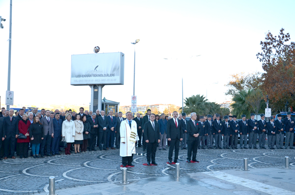 10 Kasım Çelenk Töreni gerçekleştirildi