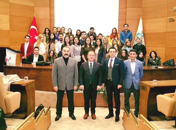 Kamu yönetimi öğrencileri  Işıklar’ı ziyaret etti