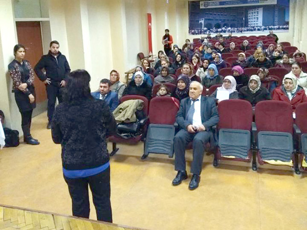 Mahallelerde Çocuk İstismarı seminerleri