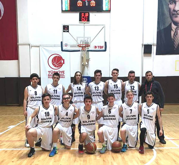 Silivri Akademi tutulmuyor: 74-44