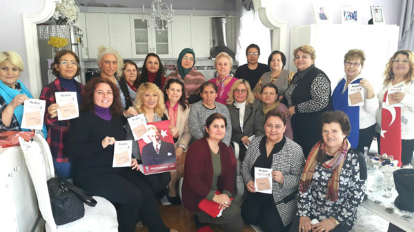 CHP’li kadınların referandum zirvesi