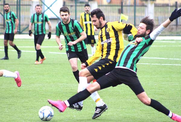 Ovayenicespor kaçtı Çanta kovaladı: 2-2