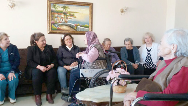 Gönüllere dokunmak güzel...