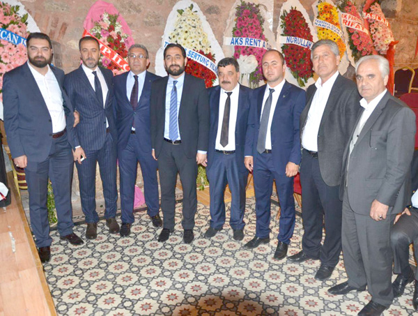 AK Partililer, MHP kongresine katıldı