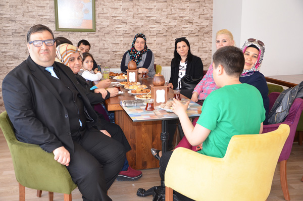 Masal Cafe’den özel bireylere duyarlılık