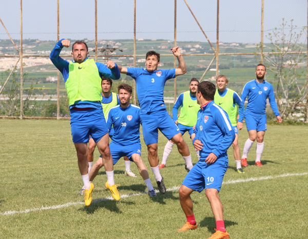 Silivrispor’da idmanlar ağırlaştı