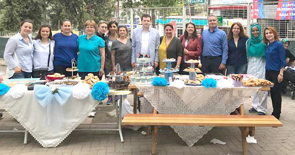 Piri Paşa 4/D ve 3/D sınıflarından kermes
