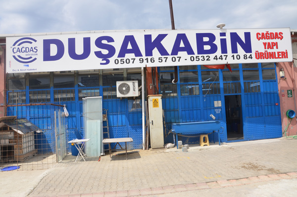 Modern Duş & Küvet Kabinleri Çağdaş Yapı Ürünleri’nde