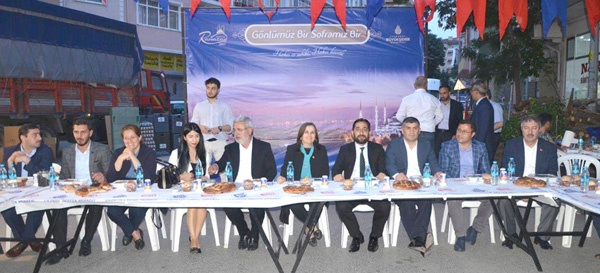 İBB iftar sofraları Alibey’de kuruldu