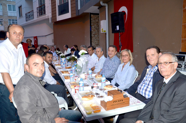 Öz Alibeyliler iftarda buluştu