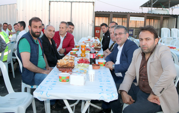 Metin Taş, çalışanlarıyla iftarda buluştu