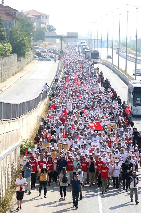 CHP’den Adalet Yürüyüşü için çağrı