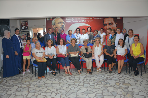 CHP’ye 33 yeni kadın üye