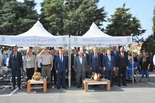 Yeni eğitim öğretim yılı törenle başladı