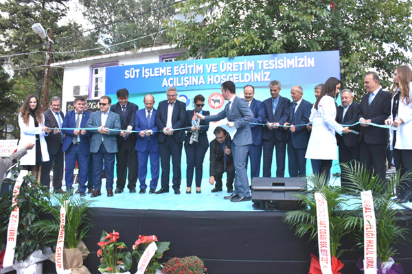 Süt İşleme Eğitim ve Üretim Tesisi açılışına katıldılar