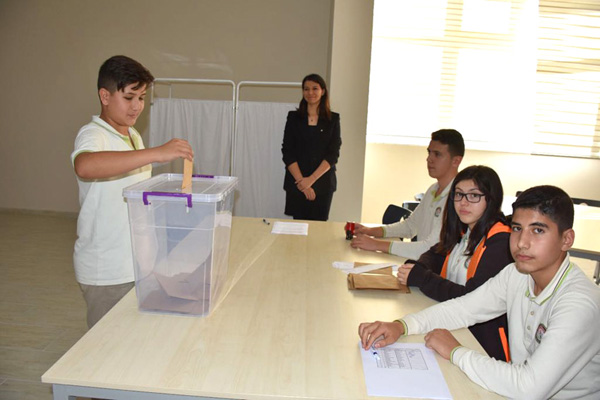 Tarım Lisesi Başkanını seçti