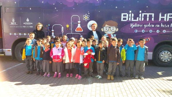 Selimpaşa öğrencileri Bilim Otobüsü’nde