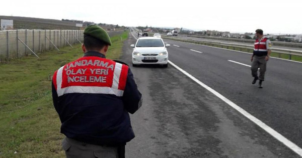 Altın soyguncuları yakalandı