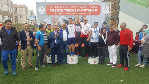 Özel sporcularımız Silivri’yi yine gururlandırdı