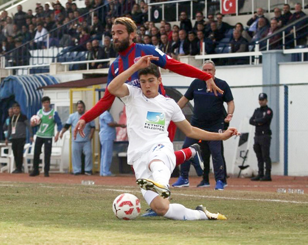 Silivrispor mum gibi eriyor: 3-0