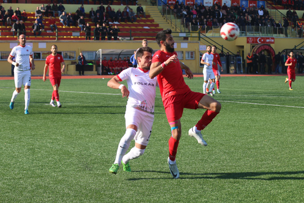 Çatalcaspor, kendini ateşe attı: 0-1