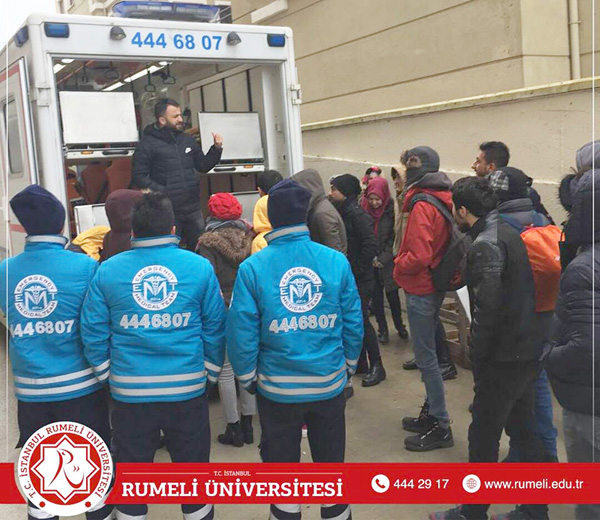 Rumeliler, ambulans ekibinden eğitim aldı