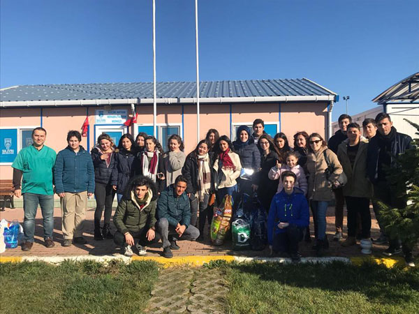 Sarıbekir Lisesi barınaktaki dostlarını unutmadı