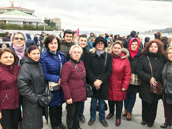 CHP’den ‘Çocuk Susar, Sen Susma’ protestosu