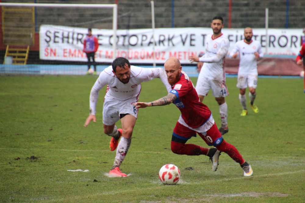 Silivri, Zonguldak’ta çamura saplandı 2-0