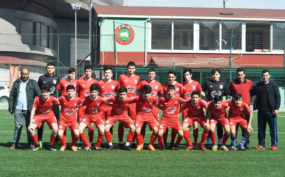 İKİTELLİSPOR'UN ŞAMPİYONLUK İNADI