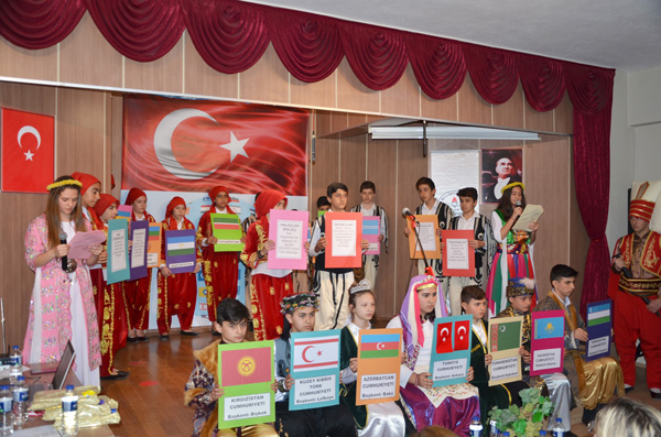 Türk Dünyası ve Toplulukları Haftası Kavaklı’da kutlandı