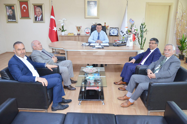 Aday adayı akını