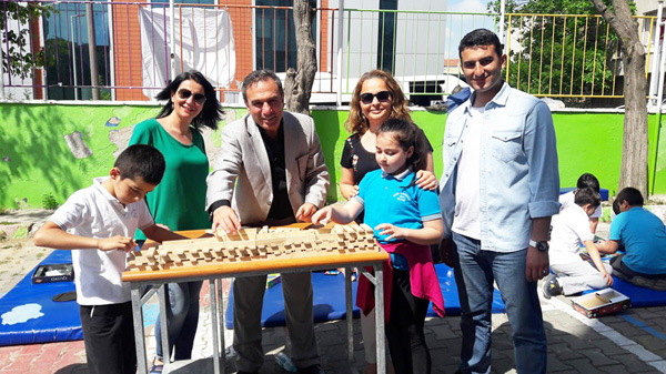 Gazi okulları Zekâ Oyunları Şenliği’nde buluştu